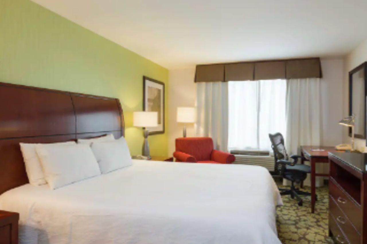 Hilton Garden Inn Queens/JFK New York Exterior foto