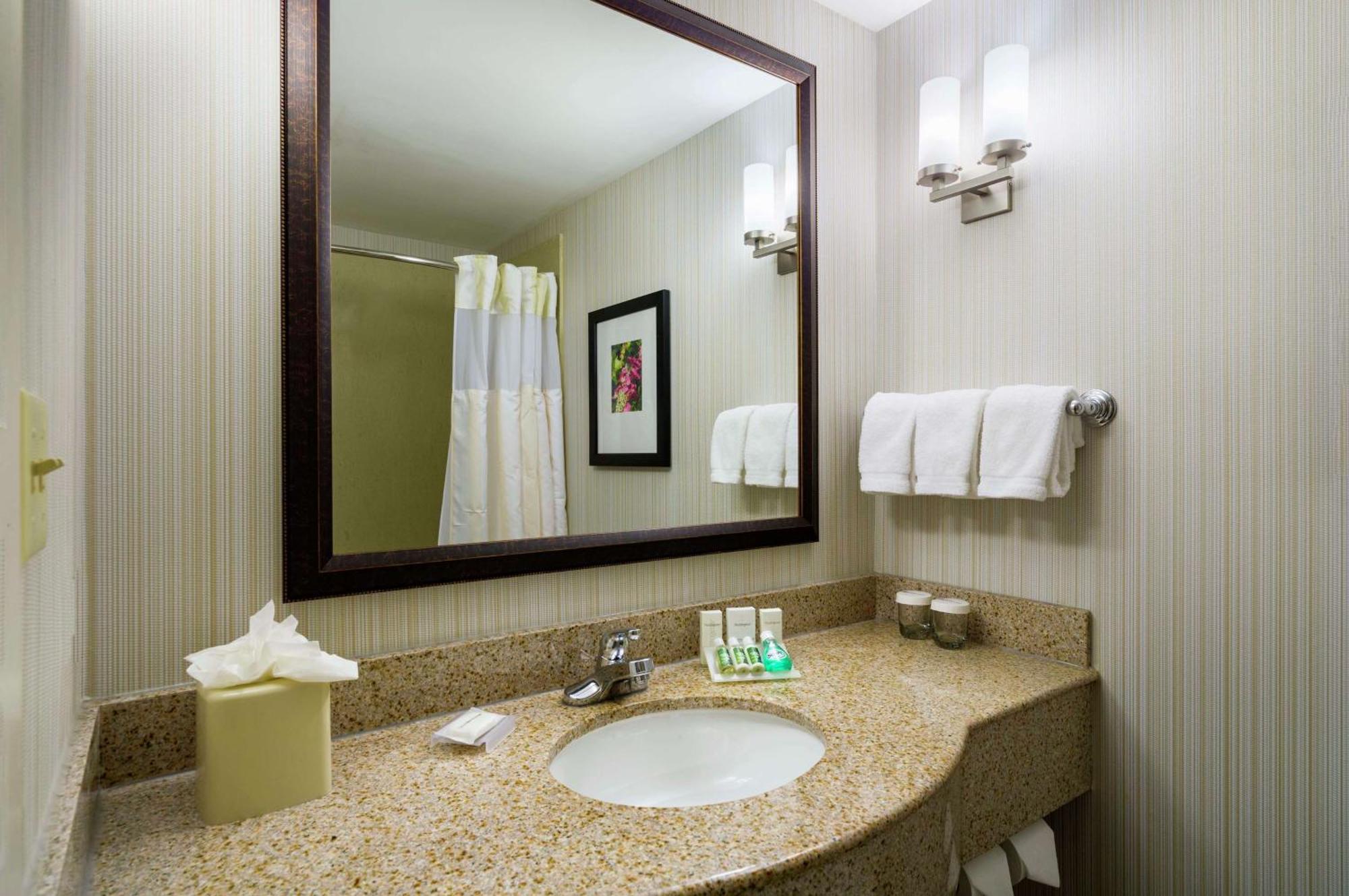 Hilton Garden Inn Queens/JFK New York Exterior foto