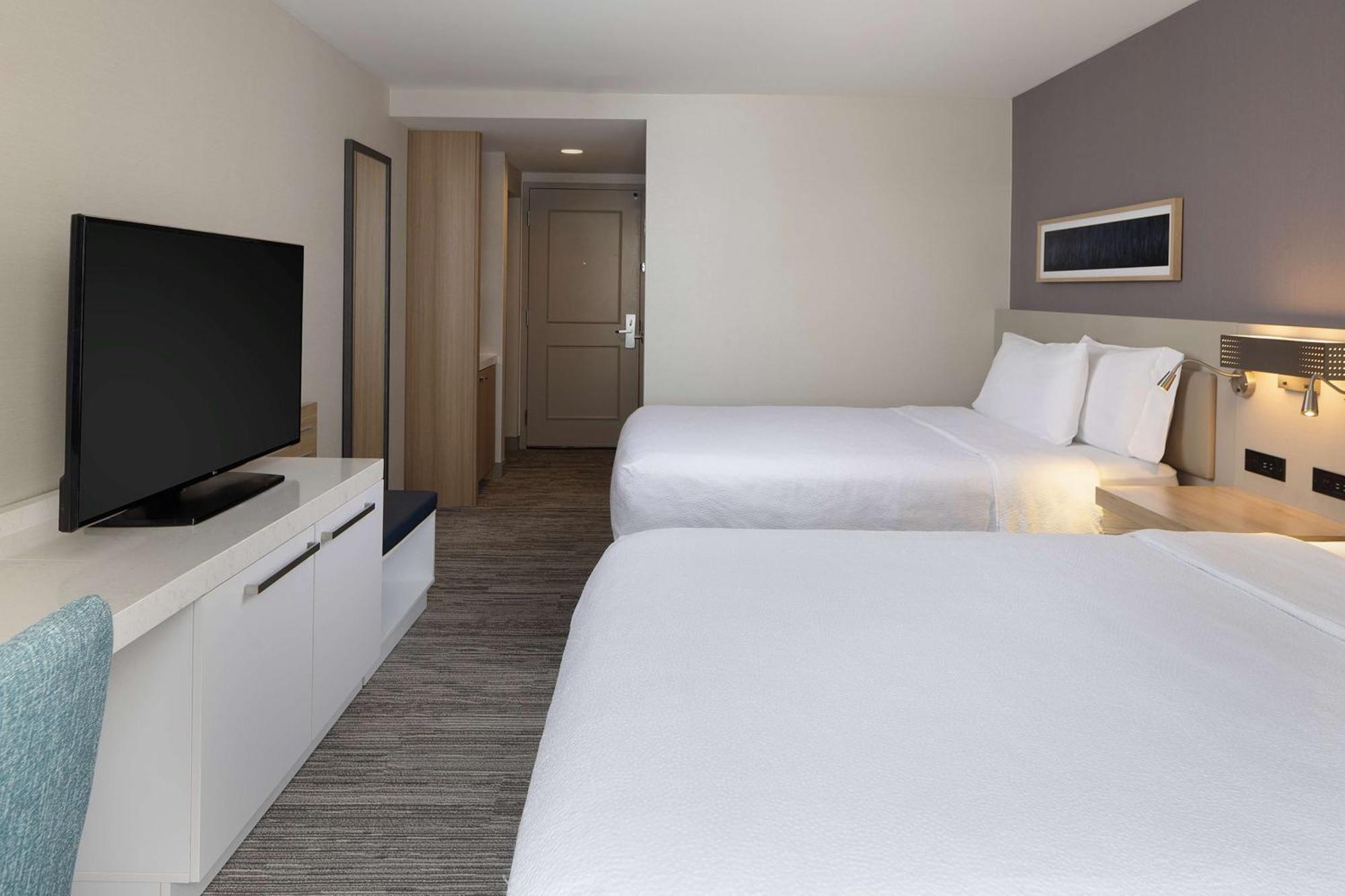 Hilton Garden Inn Queens/JFK New York Exterior foto