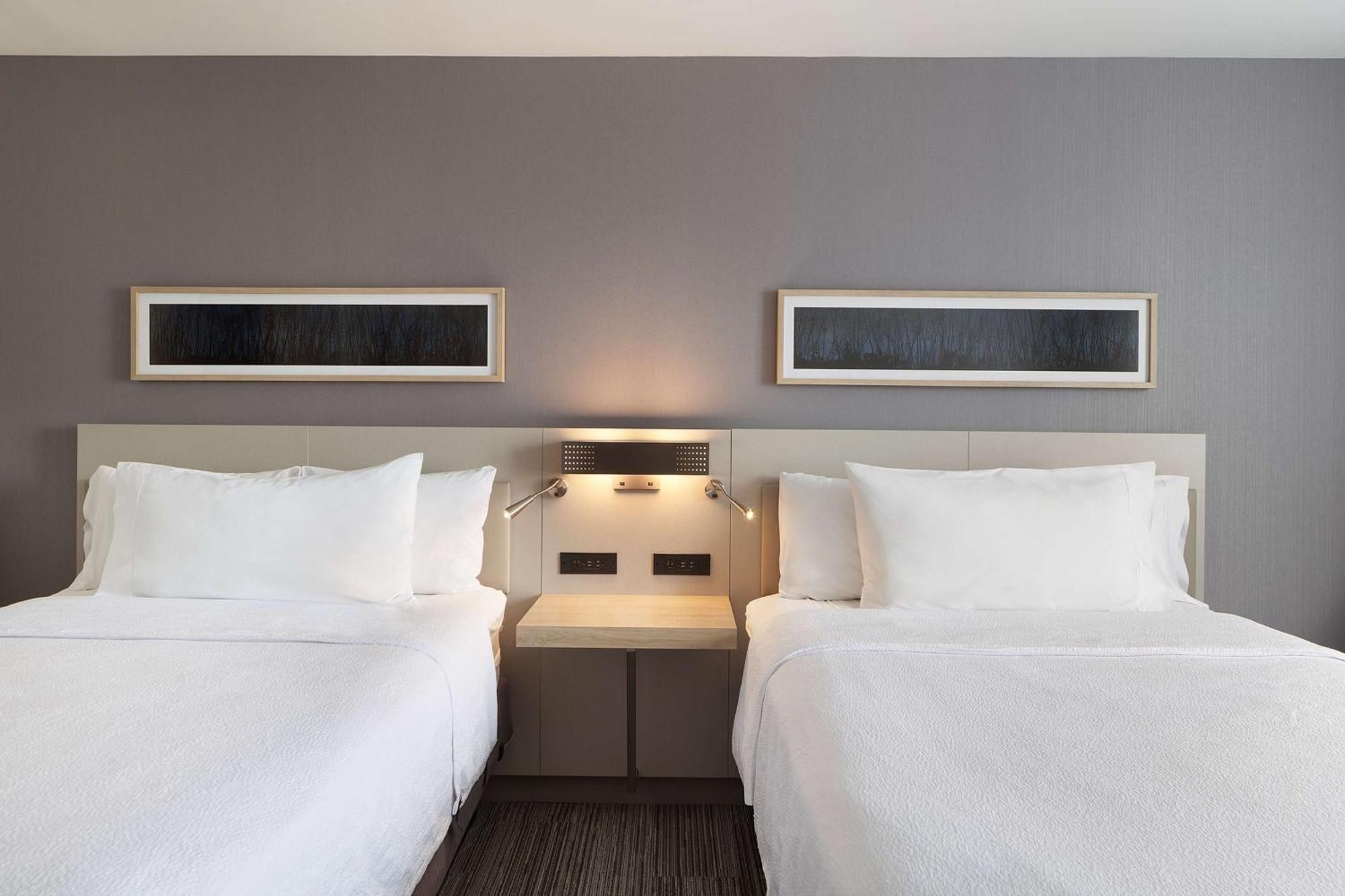 Hilton Garden Inn Queens/JFK New York Exterior foto